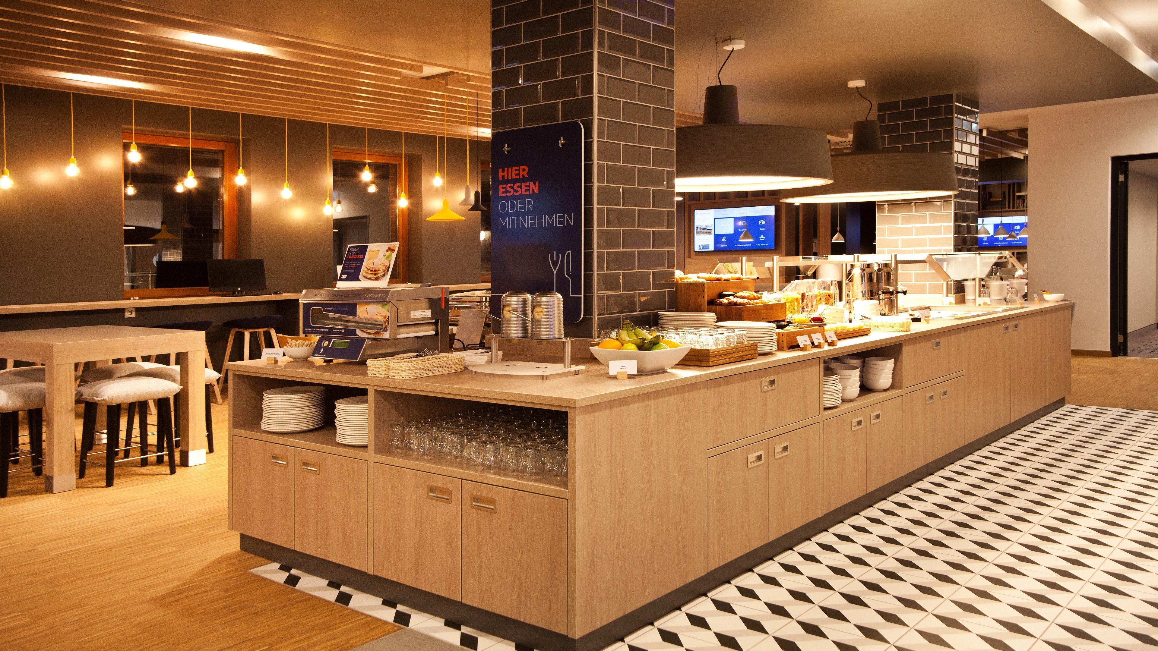 Holiday Inn Express - Saarbruecken By Ihg Exterior photo